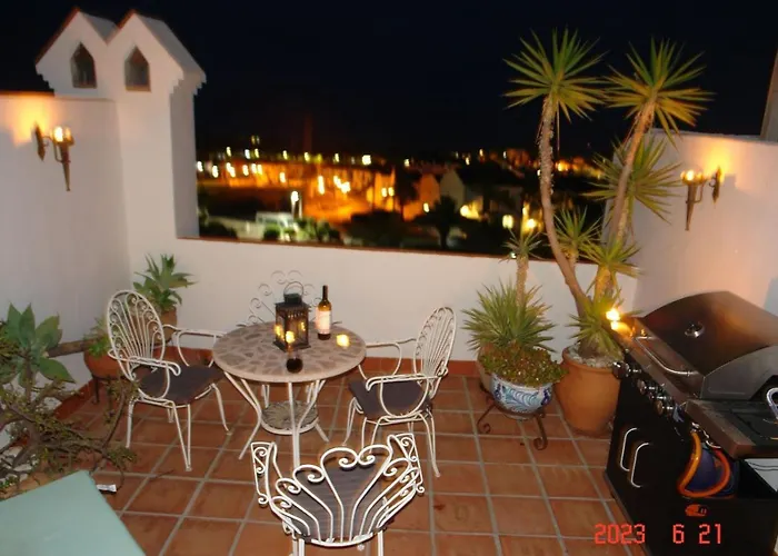 Jardines De 18 Menyber Nerja