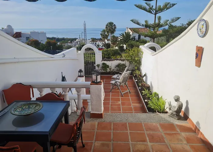 Jardines De 18 Menyber בית נופש