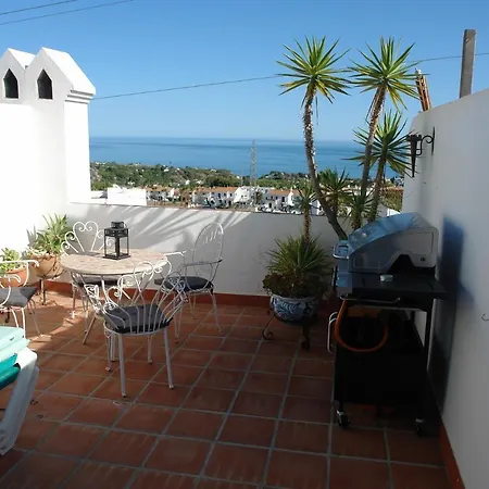 펜션 Jardines De 18 Menyber