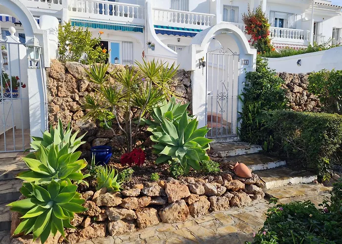 Jardines De 18 Menyber Дом отдыха